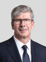 Portraitbild von Dr. Roland Herrmann