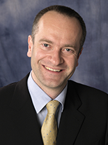 Portraitbild von Dr. Markus Rückel